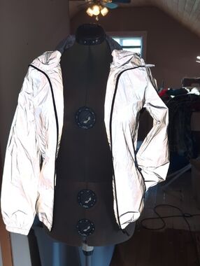 Kyodan Reflective Hooded Bomber Jacket - Silver